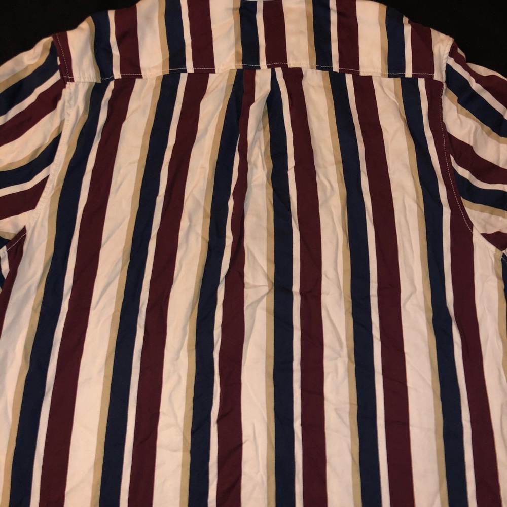 Vans button-up - Picture 3 of 3